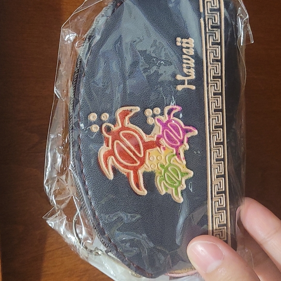 💗🇺🇲Hawaii Coin Purse - Picture 2 of 3